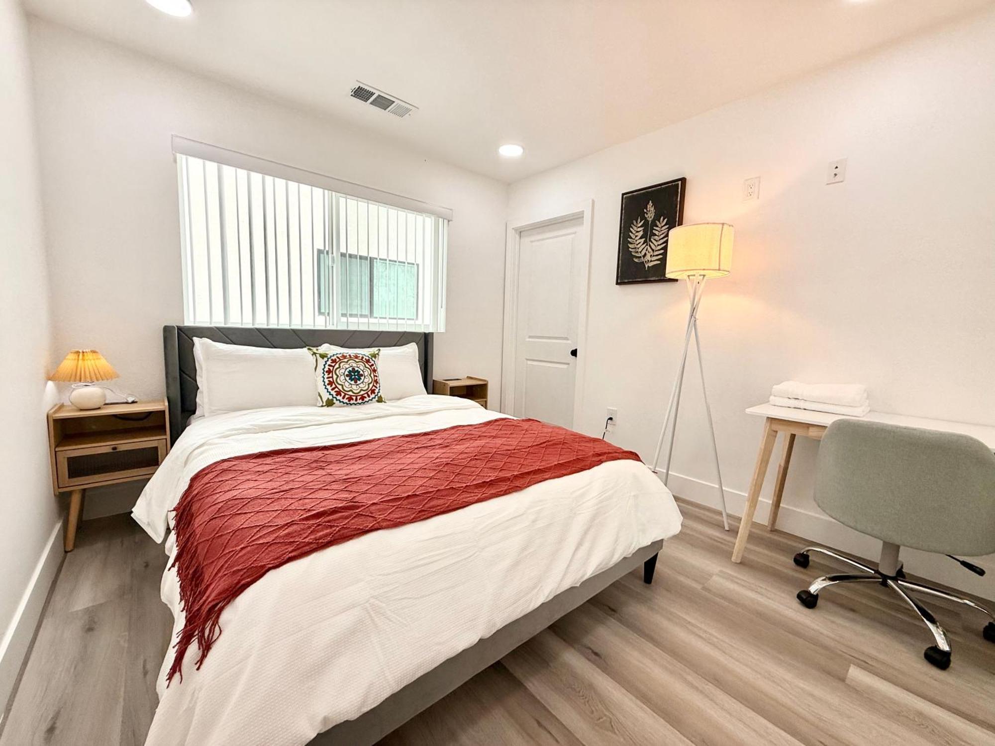 Gilmoreone Aparthotel